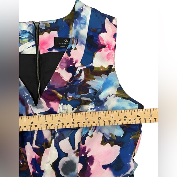 CUE Fit & Flare Floral Spring Dress Size 10 Knee Length Pockets Lined V Neck Zip - Picture 6 of 11